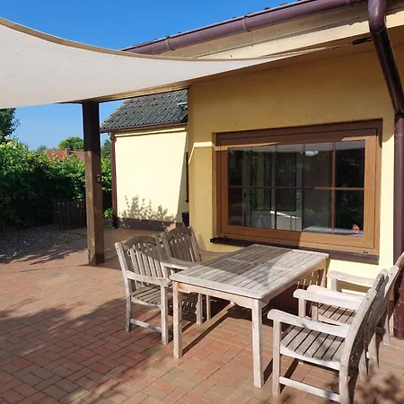 Holiday home Frieda *